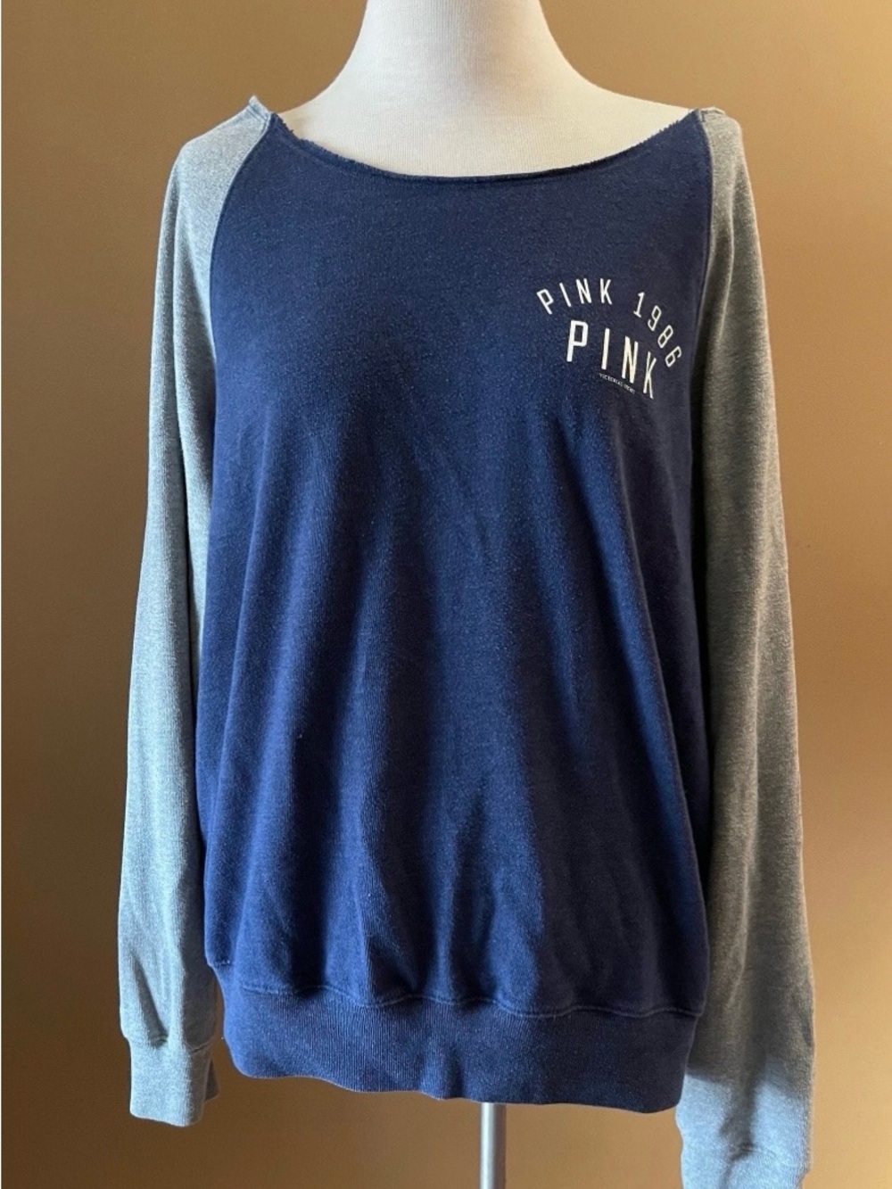 PINK 1986 Navy & Gray Raglan Sweatshirt
